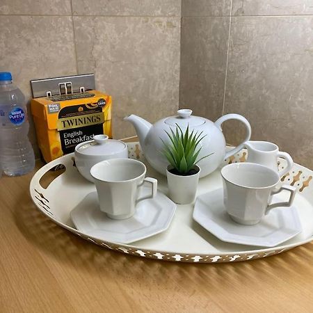 Spacious Flat In The Most Desirable Area Of Londra Esterno foto